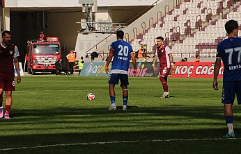 Bordo-Beyazlı camia ayağa kalkıyor