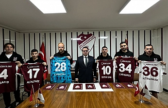 Bordo-beyazlılar imzayı attı, mesaj net: Şampiyonluk