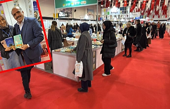 Elazığ 6. Kitap Fuarı'nda amca–yeğen aynı stantta buluştu