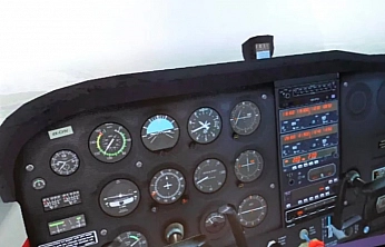 Elazığ Belediyesi E-Spor Merkezi, ücretsiz uçuş simülasyonu deneyimi imkanı sunuyor