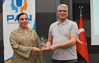 Elazığ Belediyesi, 'Güçlü Başlangıçlar' konulu seminer düzenledi