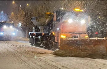 Elazığ Belediyesi, karla mücadele çalışmalarını sürdürüyor