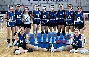 Elazığ Belediyespor kadın voleybol takımı'nın bileği bükülmüyor!