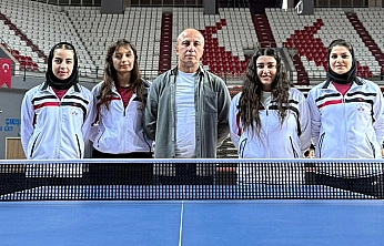 Elazığ Belediyespor, Süper Lig'in ilk yarısını zirvede tamamladı