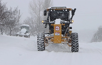 Elazığ'da 533 köy yolu kar nedeniyle ulaşıma kapandı