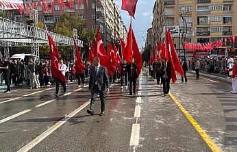 Elazığ'da Cumhuriyet'in 102. Yılı coşkuyla kutlandı