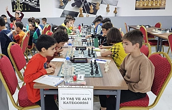 Elazığ'da Cumhuriyet Kupası satranç Turnuvası tamamlandı