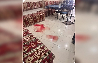 Dehşet anları! Bıçaklanan şahıs, hayatını kaybetti