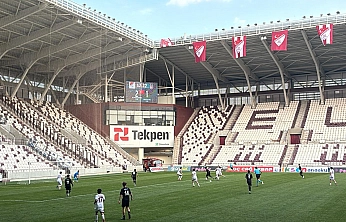 Elazığ'da dostluk maçı ve sosyal sorumluluk buluşması: Elazığ medyasına teşekkür