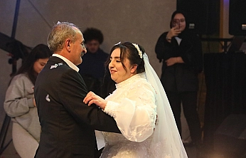 Elazığ'da Down sendromlu Şevval'in gelinlik hayali gerçek oldu