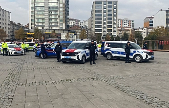 Elazığ'da Emniyet ve Jandarma Teşkilatına 84 Yeni Araç Teslim Edildi