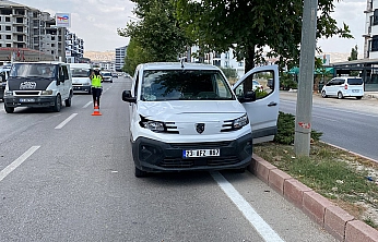 Elazığ'da feci kaza: Kadın ağır yaralandı