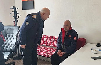 Elazığ'da hipotermi tehlikesi: Vatandaşı itfaiye kurtardı