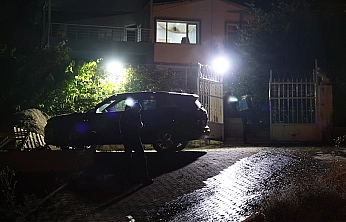 Elazığ'da Husumetlilerinin olduğu eve kurşun yağdırdılar: 4 yaralı