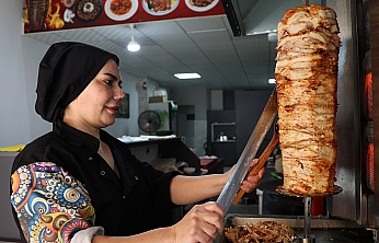 Elazığ'da kadın girişimci döner tezgahının başına geçti
