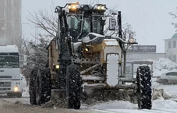 Elazığ'da karla mücadele seferberliği: yollar 7/24 açık tutuldu
