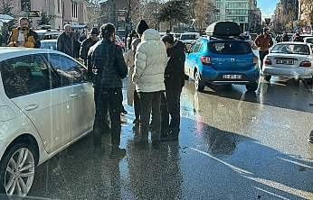 Elazığ'da maddi hasarlı kaza