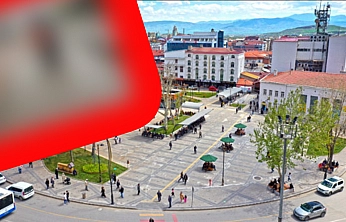 Elazığ'da onlar çalışırken soğuk vuruyor, rüzgar savuruyor!