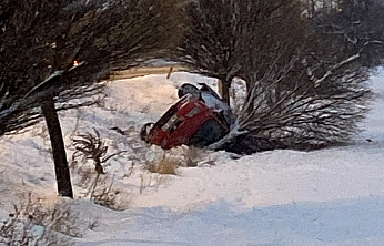 Elazığ'da otomobil devrildi