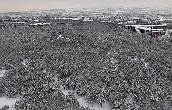 Elazığ'da şehir merkezinde kış manzarası