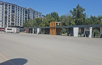 Elazığ'da sıcaklık cadde ve sokakları boşalttı