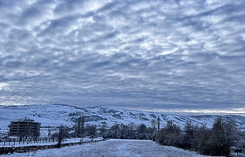 Elazığ'da sirrokümülüs bulutları görsel şölen sundu
