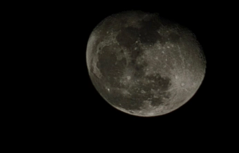 Elazığ'da şişkin ay görenleri hayran bıraktı