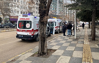 Elazığ'da trafikte kavga: 2 yaralı