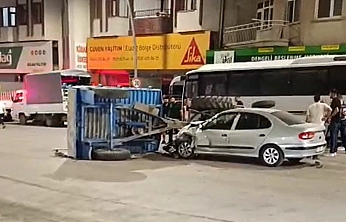 Elazığ'da traktör ve otomobil çarpıştı: 5 Yaralı