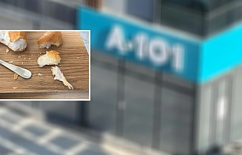 Elazığ'da zincir marketten alınan ekmeğin içinden poşet çıktı