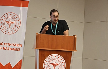 Elazığ Fethi Sekin Şehir Hastanesi'nde 'Günümüzde Normal Doğuma Bakış' Paneli gerçekleştirildi