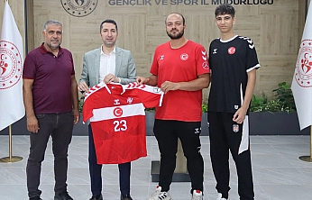Elazığ Hentbolunda Profesyonel Lig gücü, 21 sporcu gururu