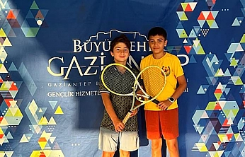 Elazığlı genç tenisçilerden Gaziantep'te kürsü başarısı