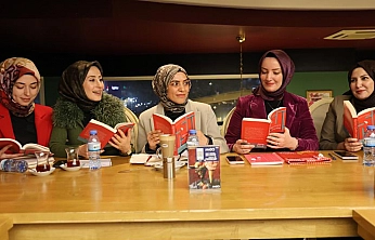 Elazığlı kadınlardan, altın yerine kitap günü