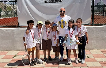Elazığlı minik raketlerden bir başarı daha