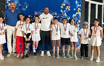 Elazığlı minik raketlerden büyük başarı