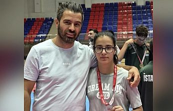 Elazığlı Zehra Ayza Çınar, Anadolu Yıldızlar Ligi Türkiye şampiyonu oldu