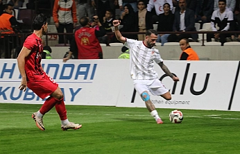 Elazığspor seriye veda etti: Kastamonuspor'a 2-1 mağlup