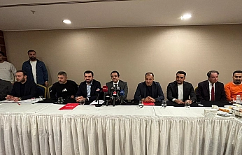 Elazığspor yönetimi basın mensuplarıyla kahvaltıda buluştu