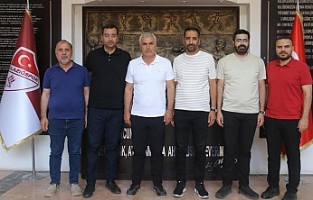 Eyüp Demirelli'den Başkan Toprak'a hayırlı olsun ziyareti
