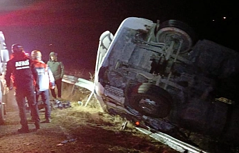 Feci kaza Elazığ'da: Kamyon devrildi 1 Kişi Yaralandı