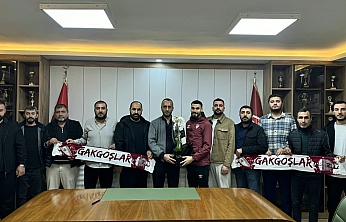 Gakgoşlar Taraftar Grup Derneği'nden Barış Ekincier'e ziyaret