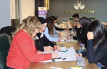 Gençlik Meclisi'nden proje yazma eğitimi