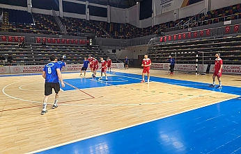 Gençlik ve Spor 3'te 3 yaptı