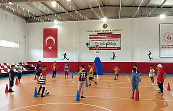 GSB spor okulları Sivrice'de eğitimlerine devam ediyor