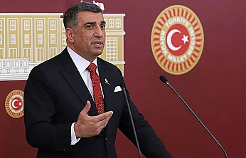 Gürsel Erol: 'Elazığ havalimanı bölgenin kapısıdır, uçuş saatleri yeniden düzenlenmeli'