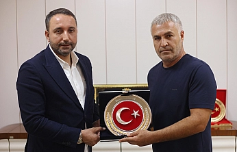 Hizmet-İş Sendikası'ndan Elazığspor'a ziyaret