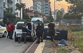 Katliam gibi kavga: Baba ve oğlu öldü, anne yaralı