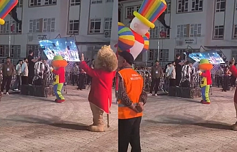Keban Festivali'nde led ekran devrilme anı kamerada: 5 yaralı