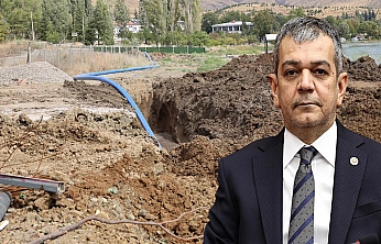 Keleş: 'Sivrice'de altyapıyı güçlendiriyor, Hazar Gölü'nü koruyoruz'